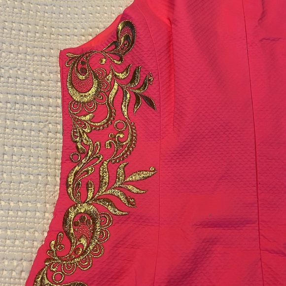 Lilly Pulitzer pink and gold shift dress.  NWT. Absolutely gorgeous! - Picture 4 of 7